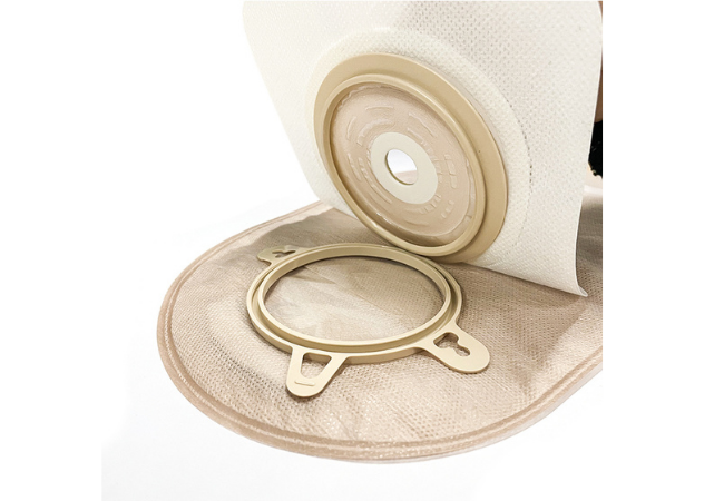 10710 Two Piece Colostomy Bags with Velcro Closure (3)